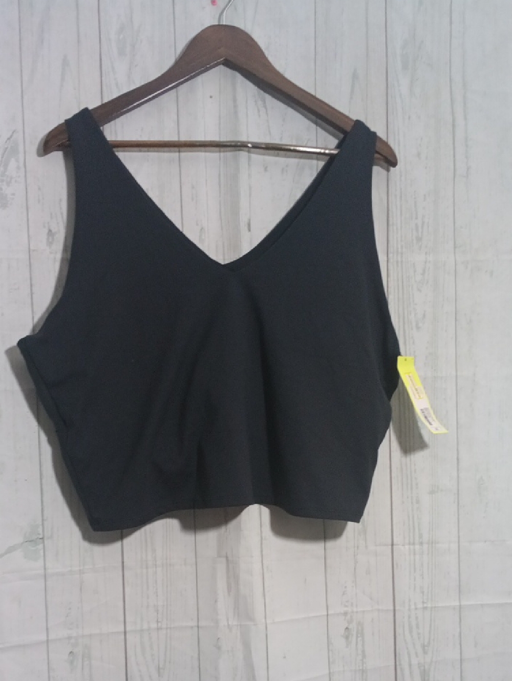 All In Motion Black V-Neck Cropped Tank Top NWT